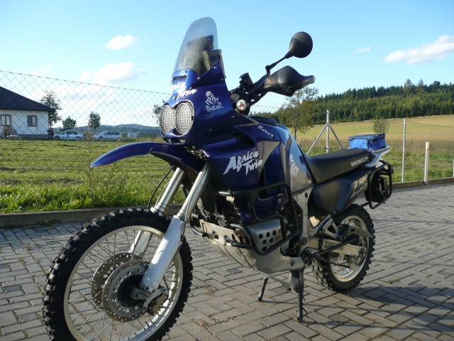 http://www.africatwin.cz/kameniste/Img640/12191_450.JPG