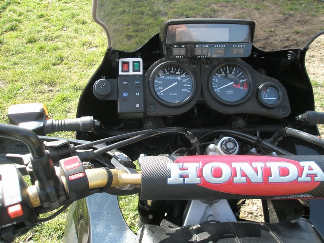 http://www.africatwin.cz/kameniste/Img640/9287_824.JPG